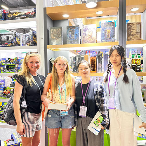 CAYI Shines at Canton Fair with Innovative Building Block Sets and Mini Figures&Book Nook