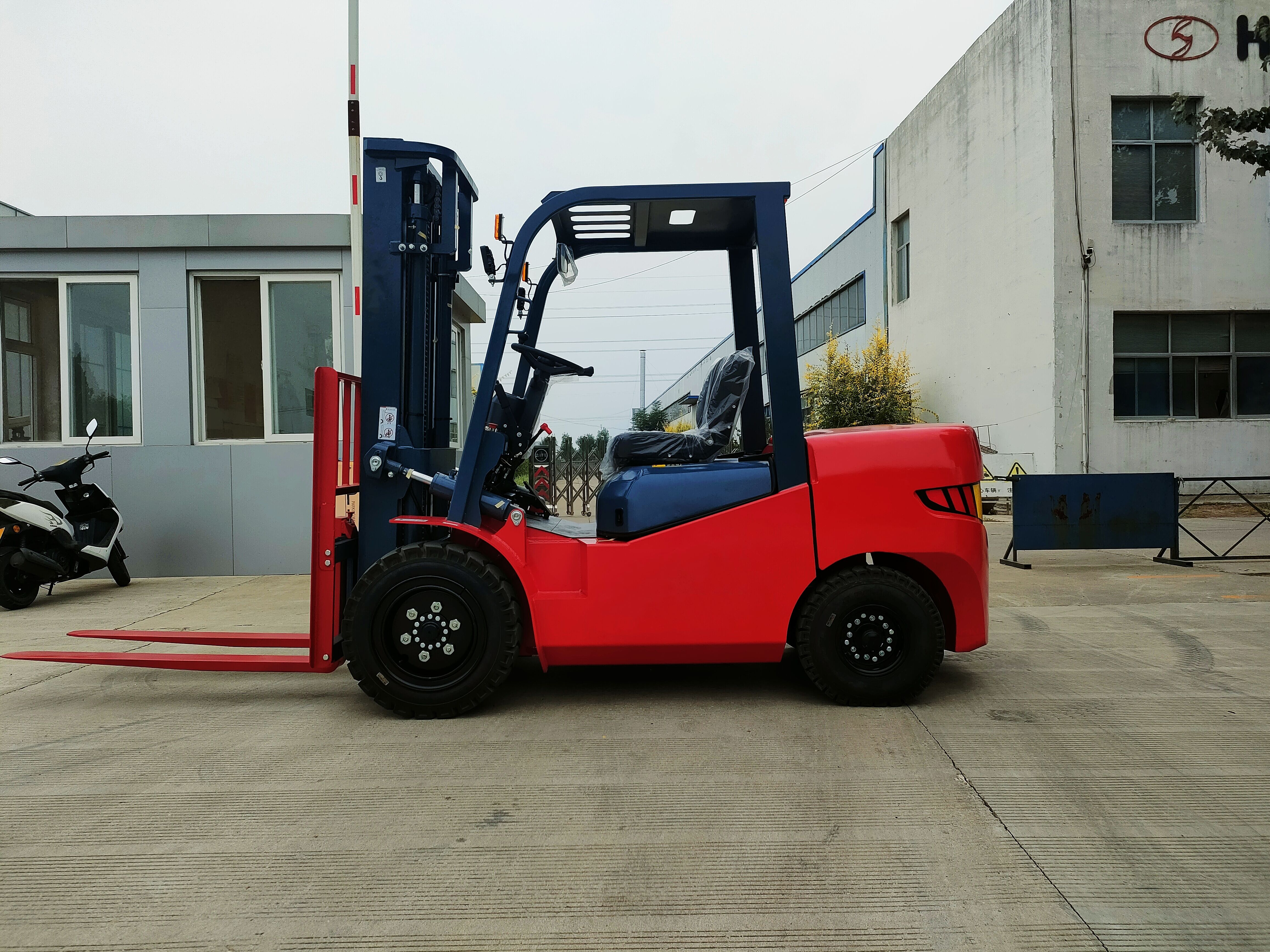 NEOlift forklift