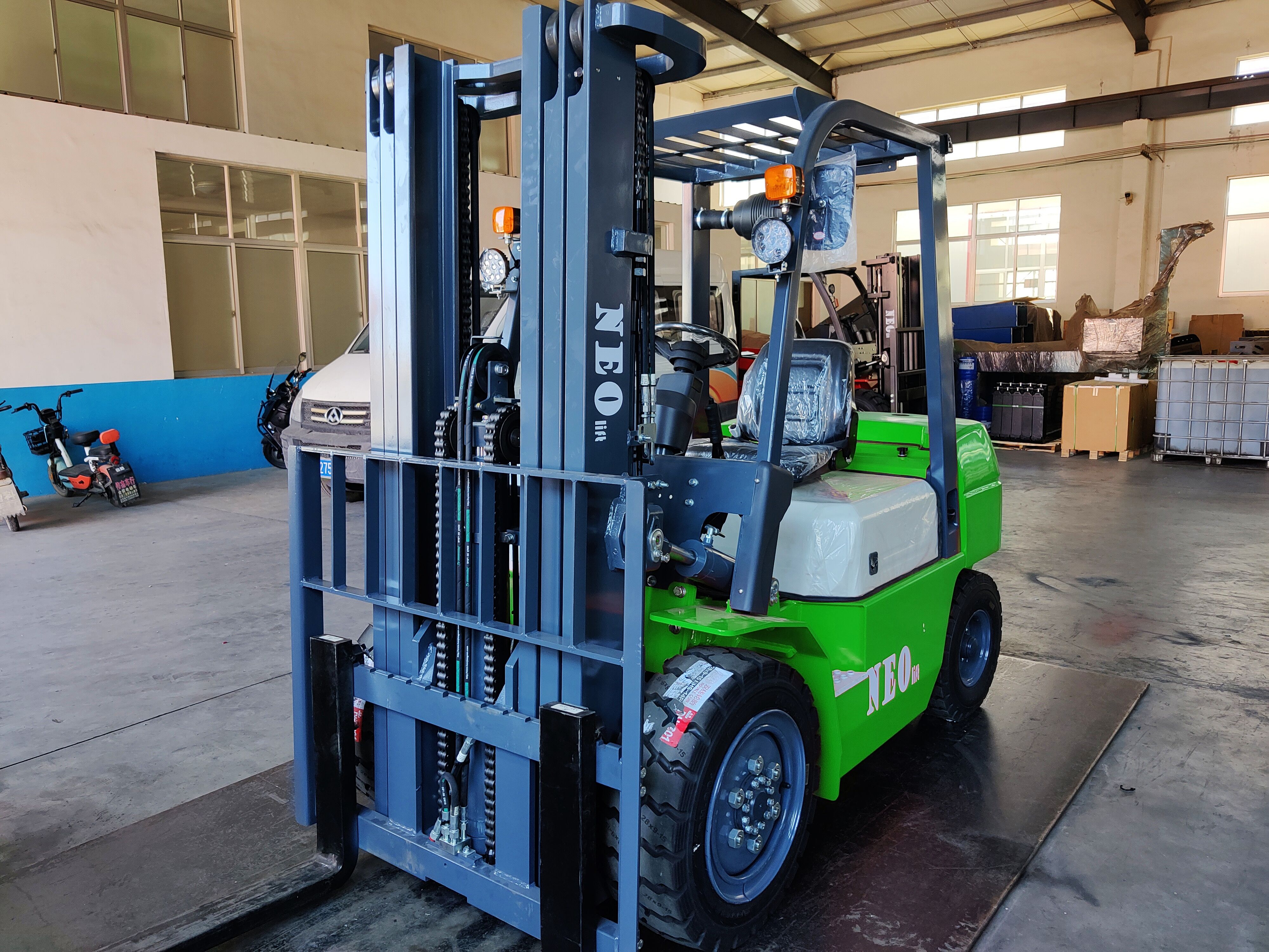 NEOlift diesel forklift