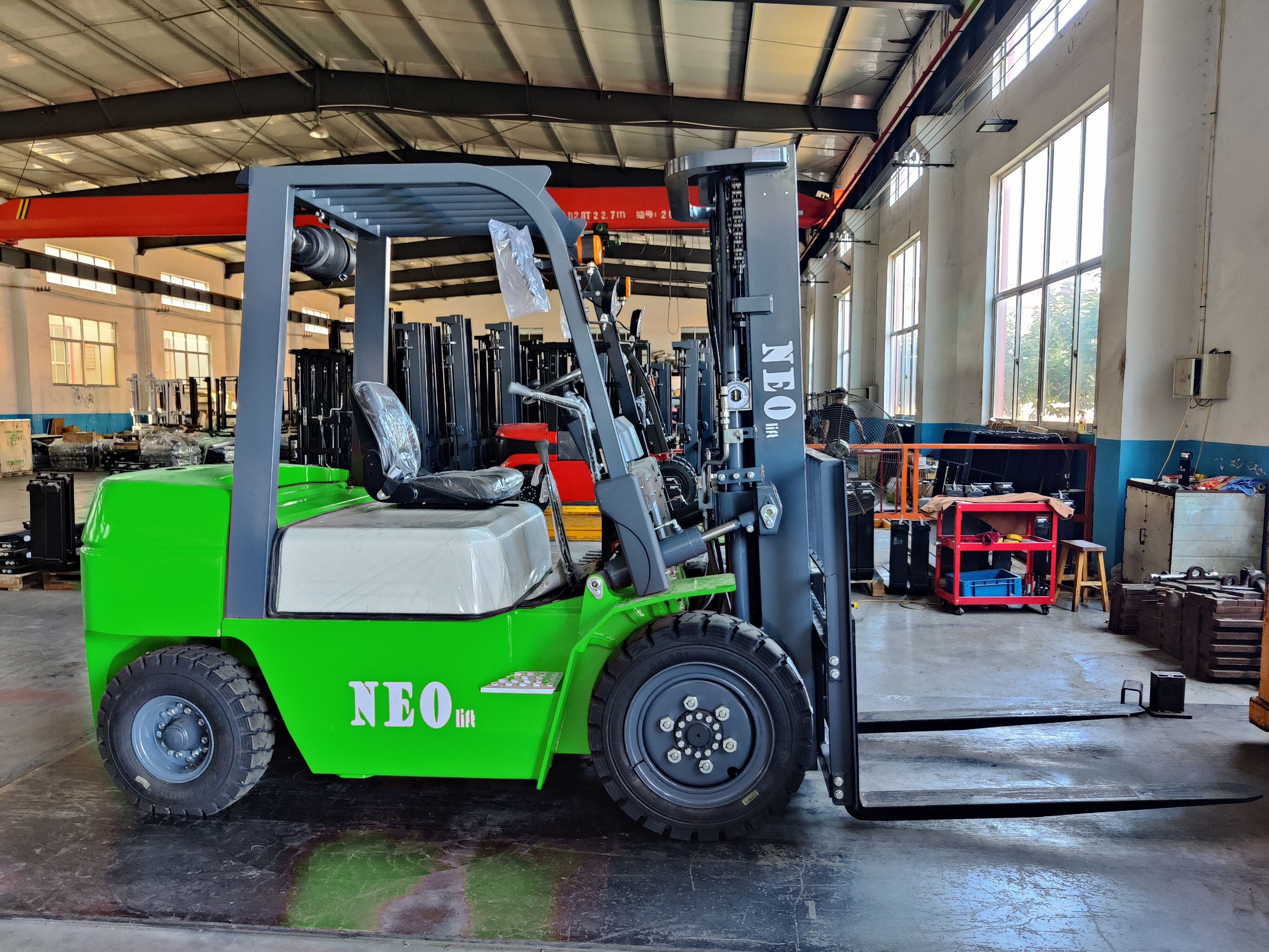 NEOlift diesel forklift