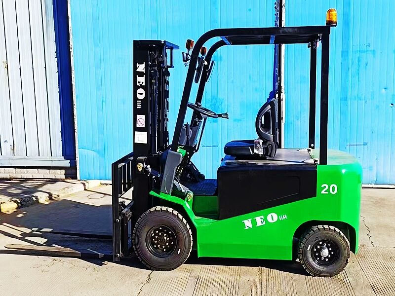 Top 3 electric forklift manufacturers of 2024