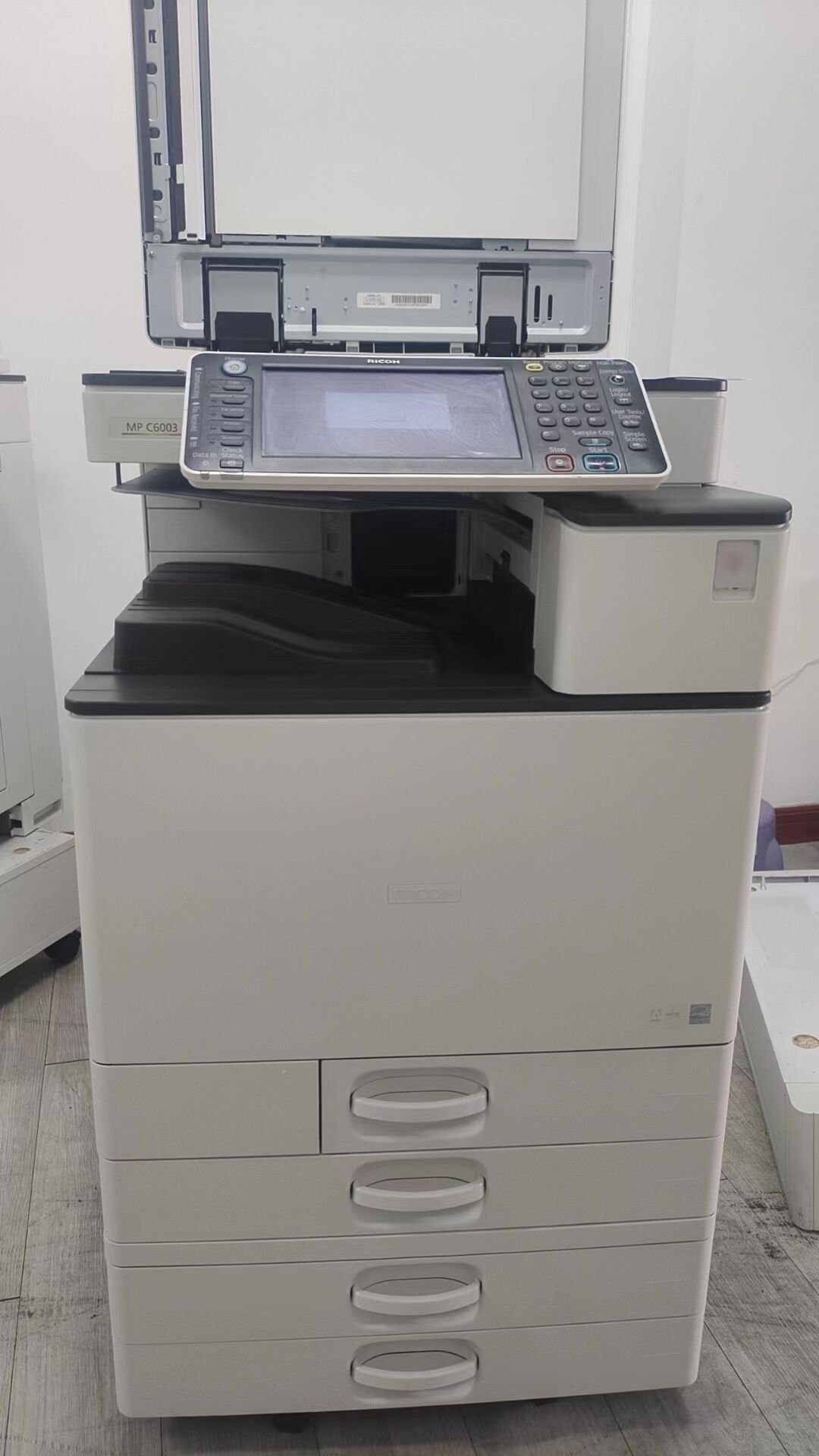طابعة متعددة الوظائف من ريكو MP C6003 مقاس A3 ملونة