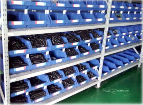 What are the advantages of plastic shelf bins?