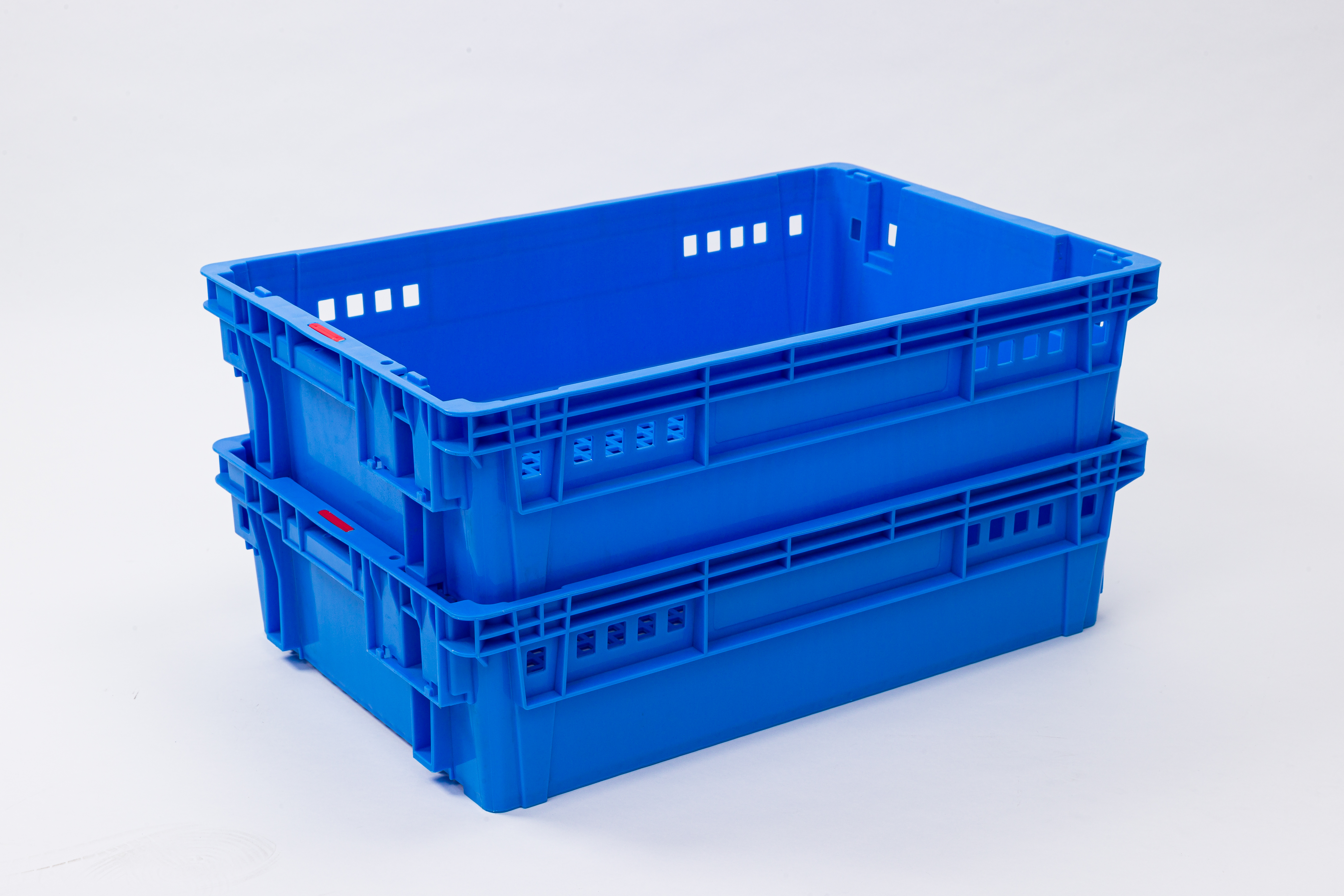 Cajas de almacenamiento plásticas apilables para soluciones de almacenamiento eficientes