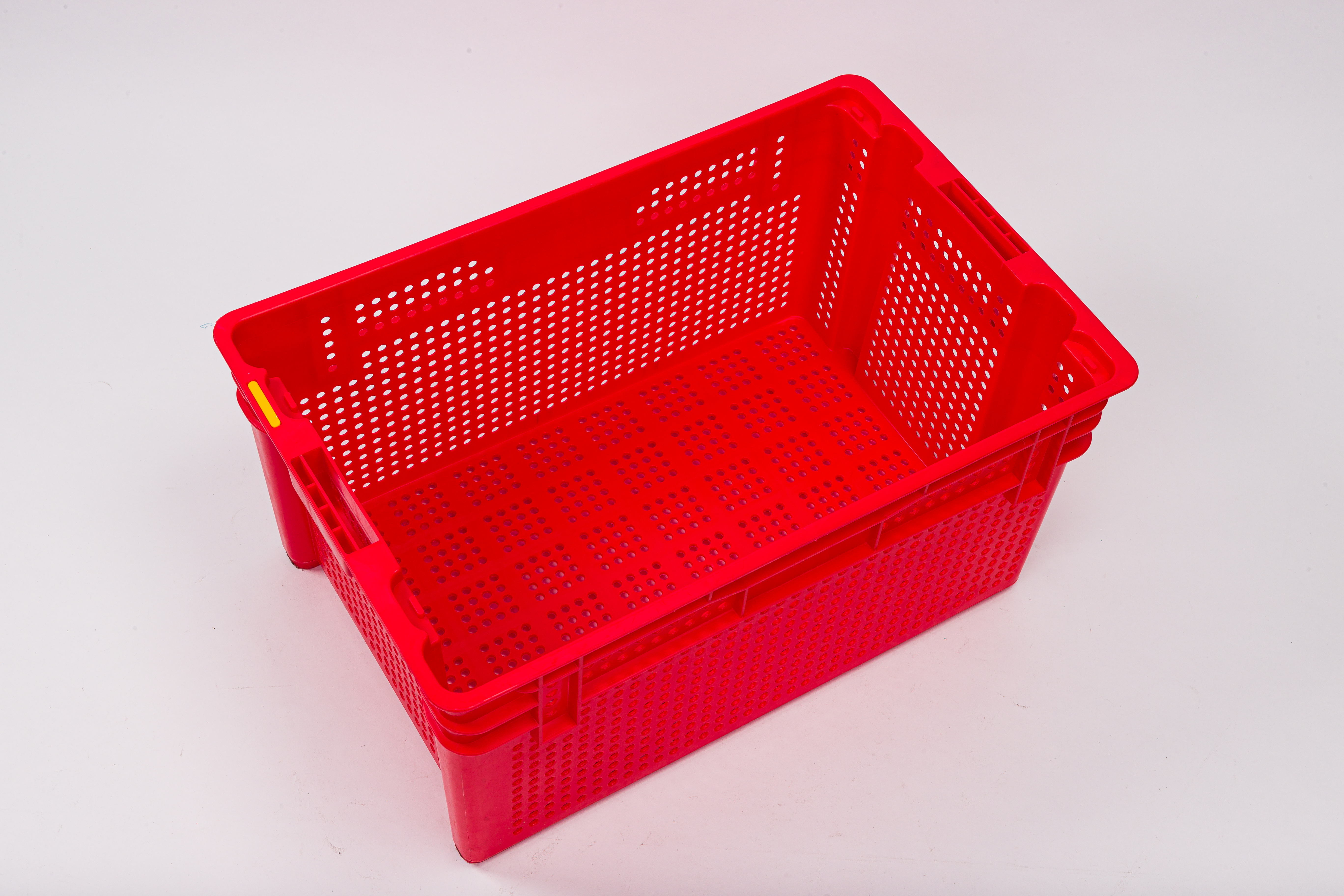Mejora tu experiencia de mudanza con cajas de almacenamiento de plástico
