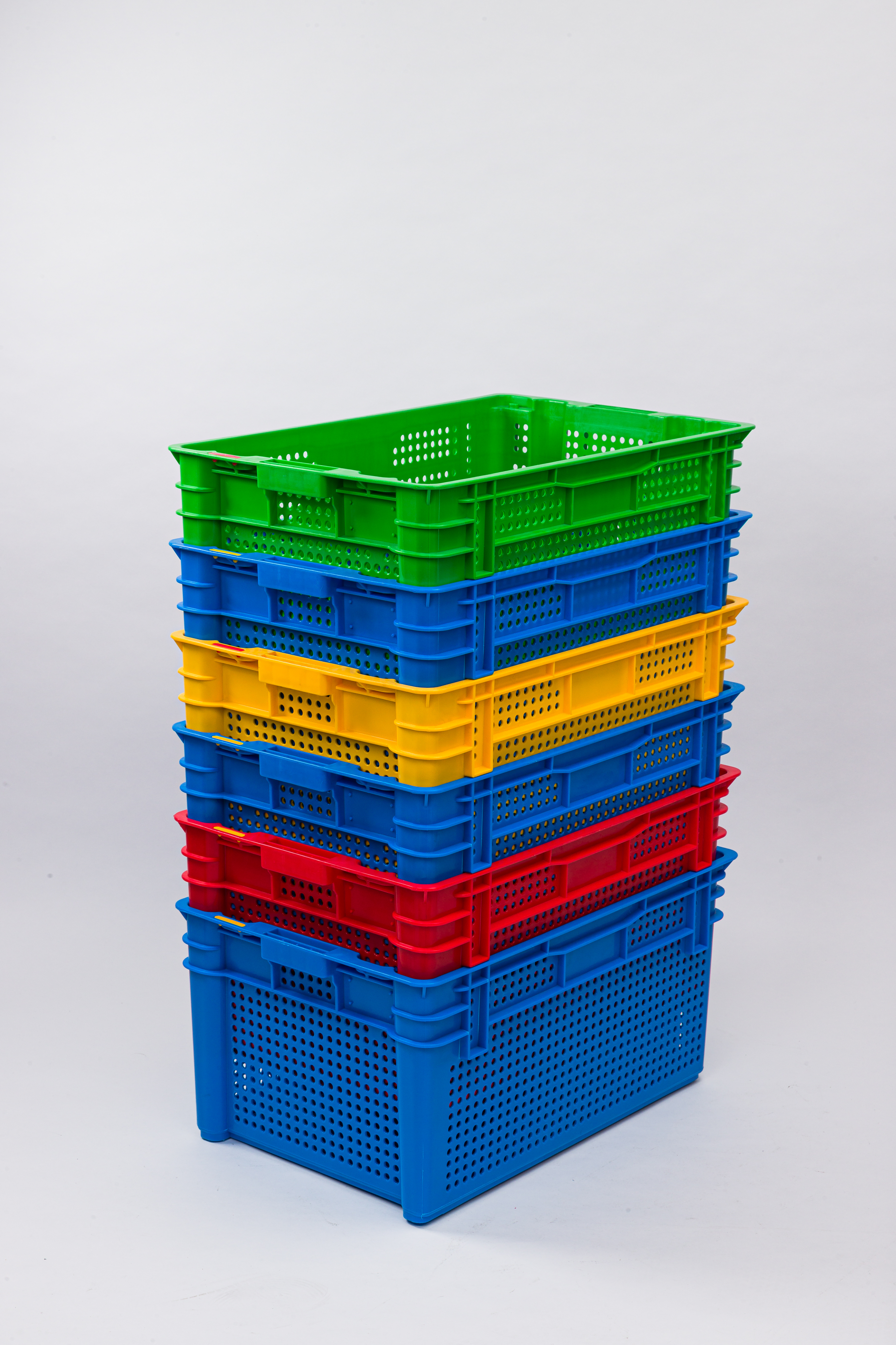 Cajas de Almacenamiento Plástico Eficientes para el Almacenamiento de Ropa