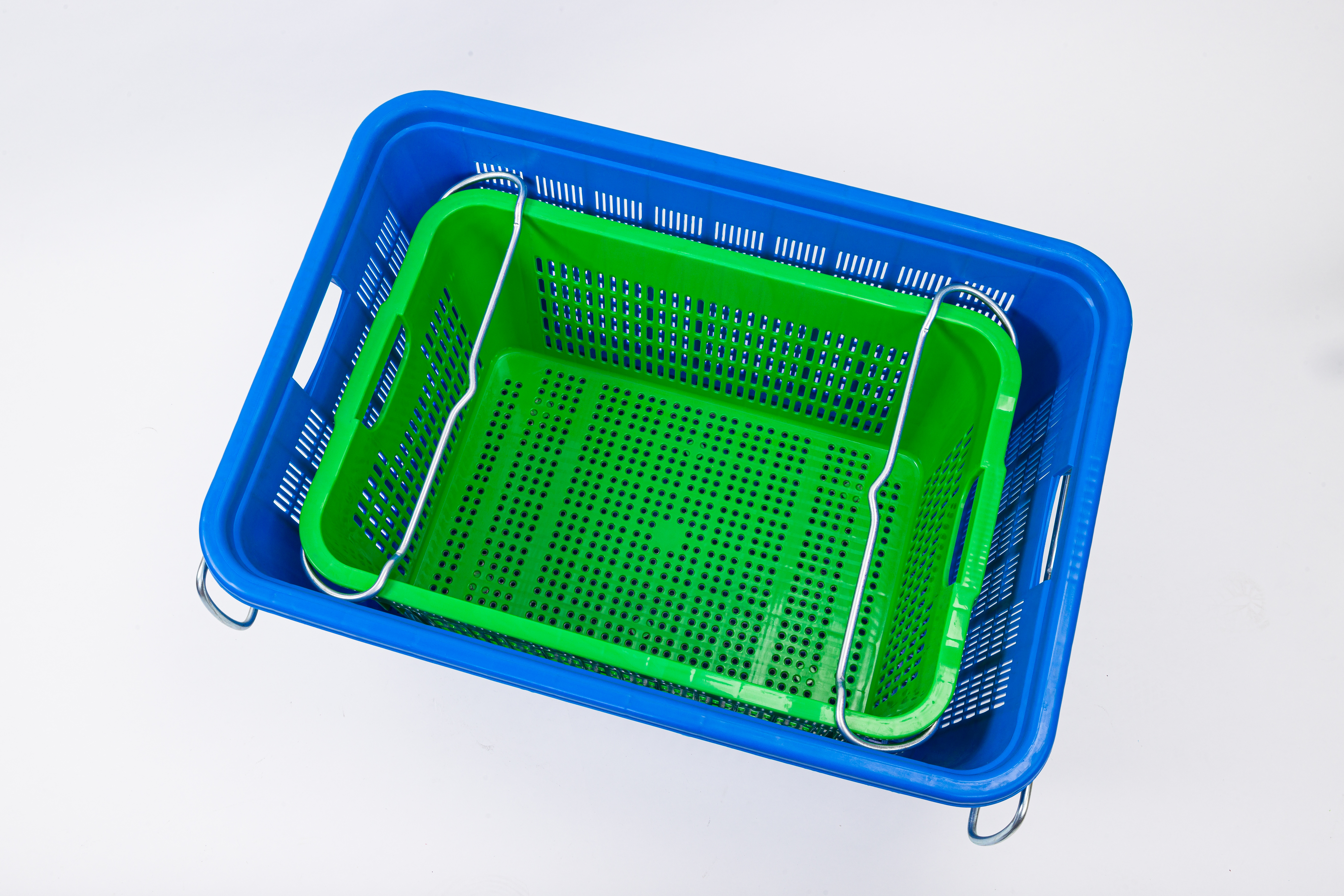 Lightweight Heavy Duty Plastic Crate Solutions