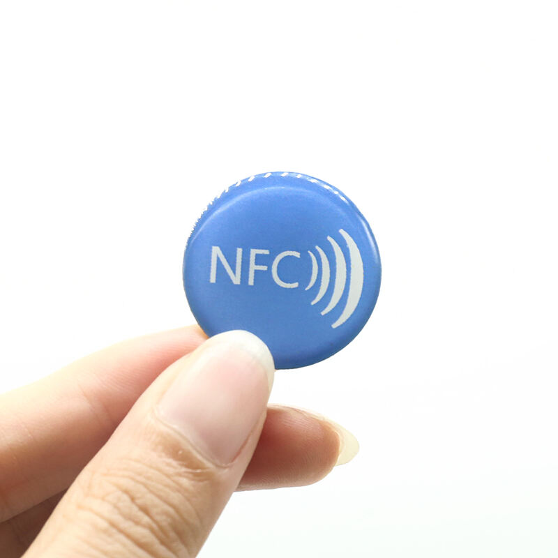 NFC epoxy tags RFID NFC round pvc tags waterproof beautiful social media nfc cards for sticking on mobile phone