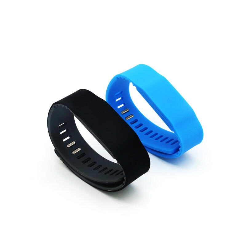 Adjustable Custom QR Code Printing Rubber RFID Bracelet MIFARE Classic EV1 Silicone RFID Wristband supplier