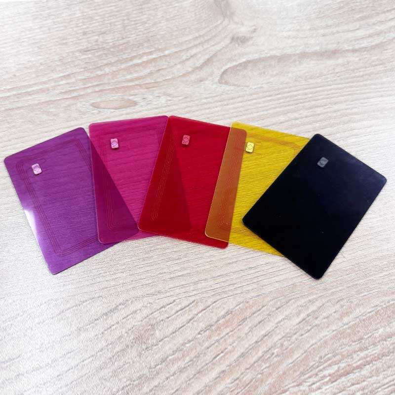 Индивидуальная смарт-карта RFID из ПВХ, цифровая, частота 13,56 МГц, чёрная прозрачная RFID-карта для бизнеса