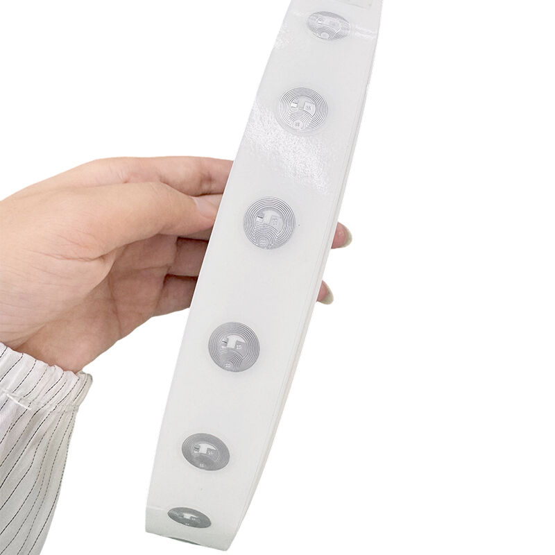 Egyedi PVC/PET vízálló, programozható Ntag213, Ntag215, Ntag216 passzív HF NFC-címke az állomány nyilvántartásához