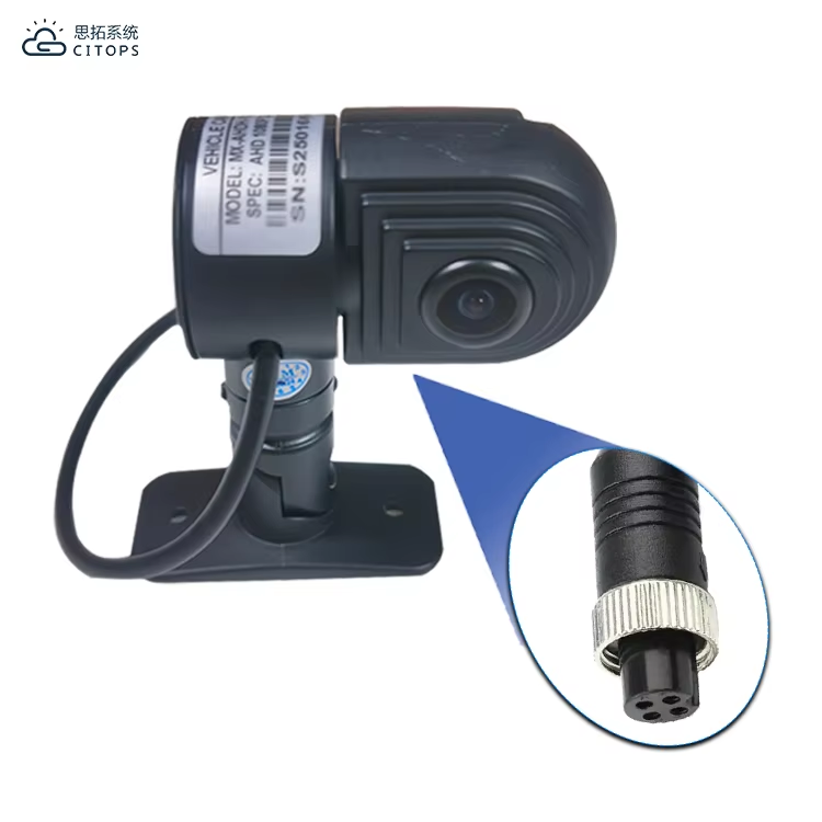 W jaki sposób kamery w pojazdach zwiększają bezpieczeństwo wokół ciężarówek i dużych pojazdów?