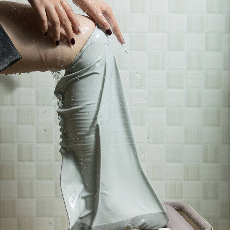 Waterproof cast cover