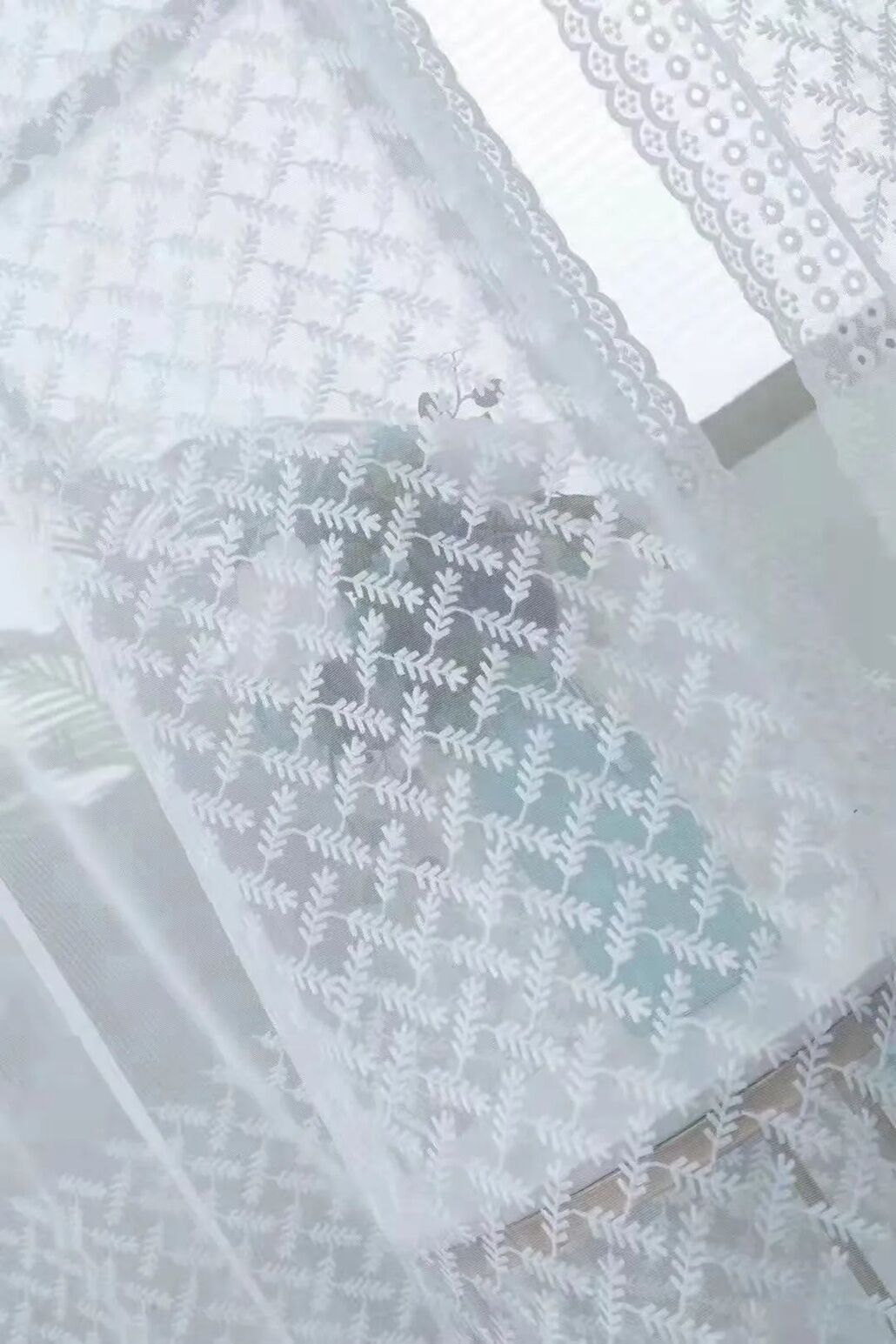 Foulola News:HDXZ/XYT/DKDG/XXLS/JGZ/SSEL/SWMT Embroidered Sheer supplier