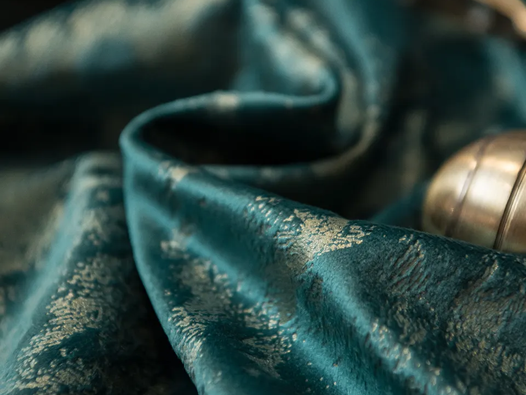 Velvet Curtains Unveiled: Science, Style & Care Explained - SHAOXING ...