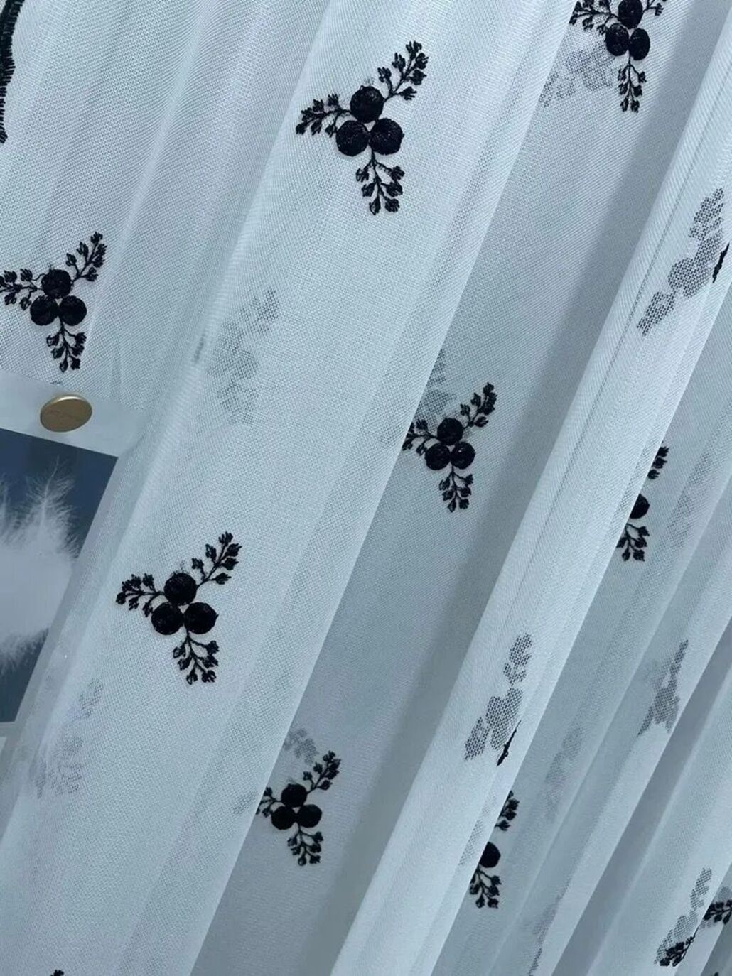 Foulola News:HDXZ/XYT/DKDG/XXLS/JGZ/SSEL/SWMT Embroidered Sheer manufacture