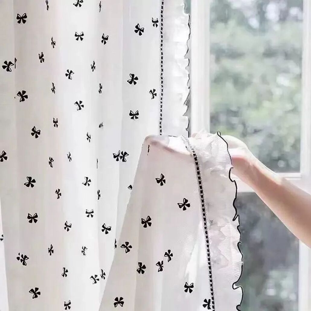 Foulola News:HDXZ/XYT/DKDG/XXLS/JGZ/SSEL/SWMT Embroidered Sheer details