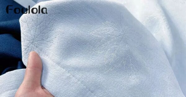 Новини Foulola: шириною 2,8/3,2 м розкішна тканина для затемнювальних штор із жаккардового шенілу — 5520#