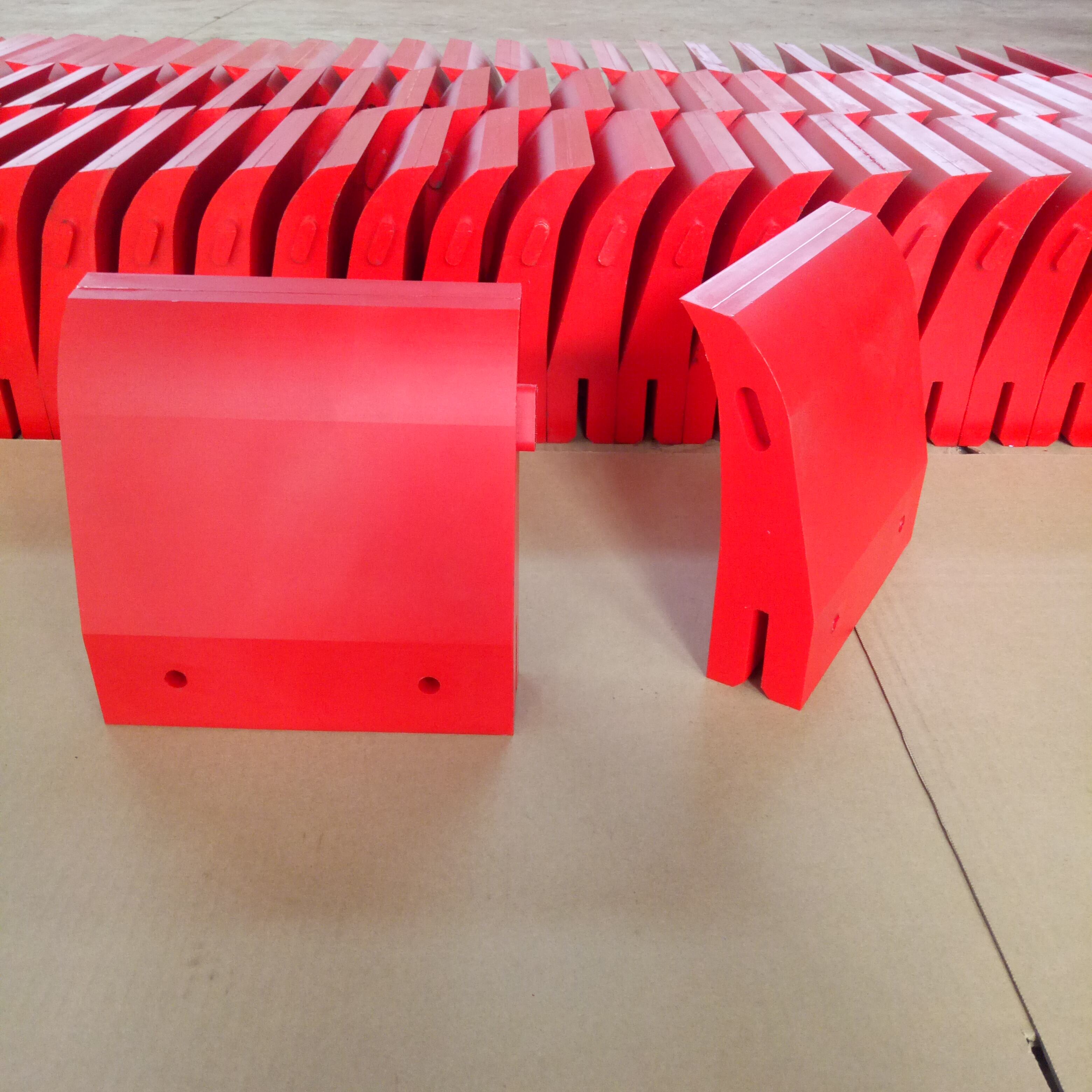 Polyurethane Scrapers: Ideal for Industrial Cleaning
