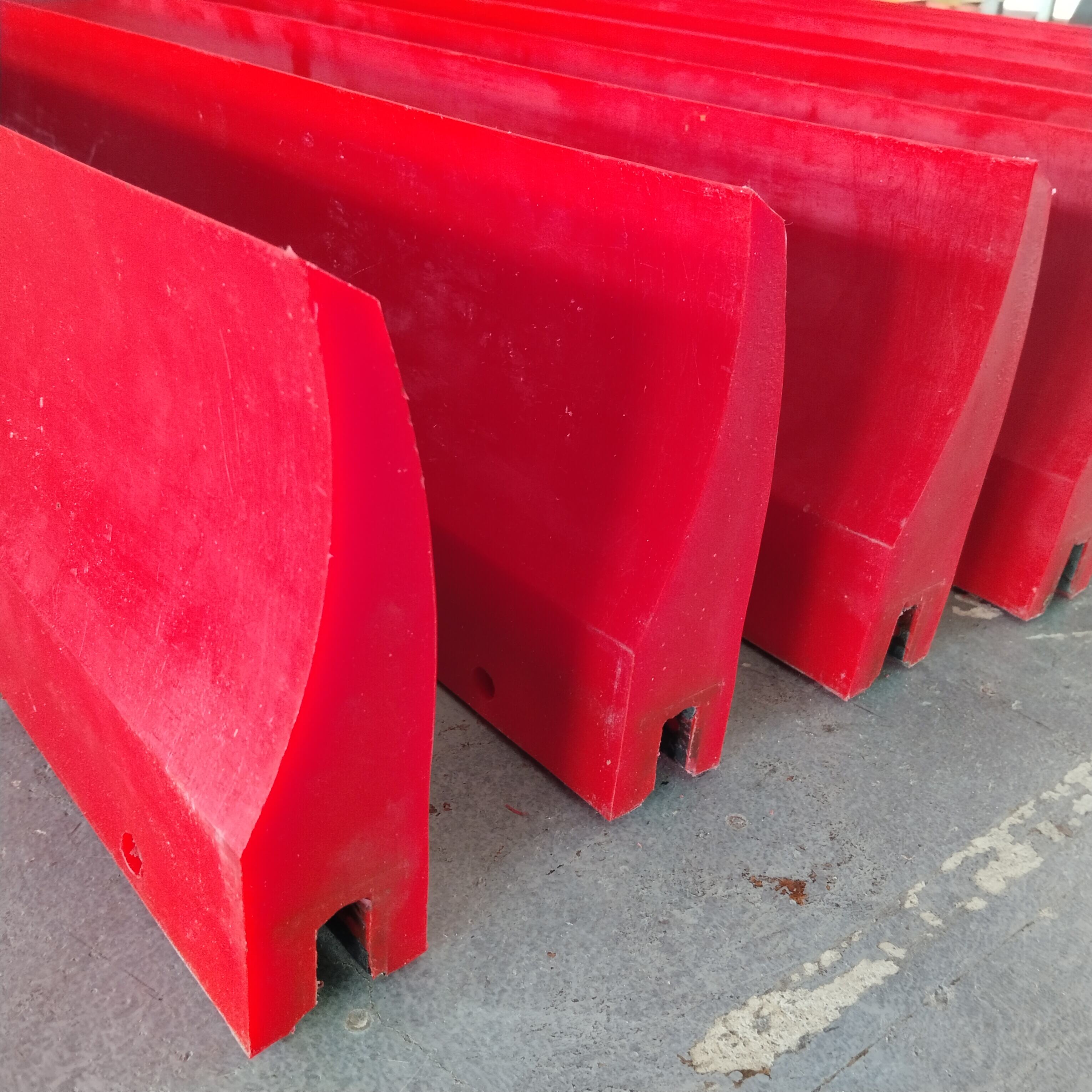 Energy - Efficient Conveyor Belt Cleaners: Cost - Saving Options