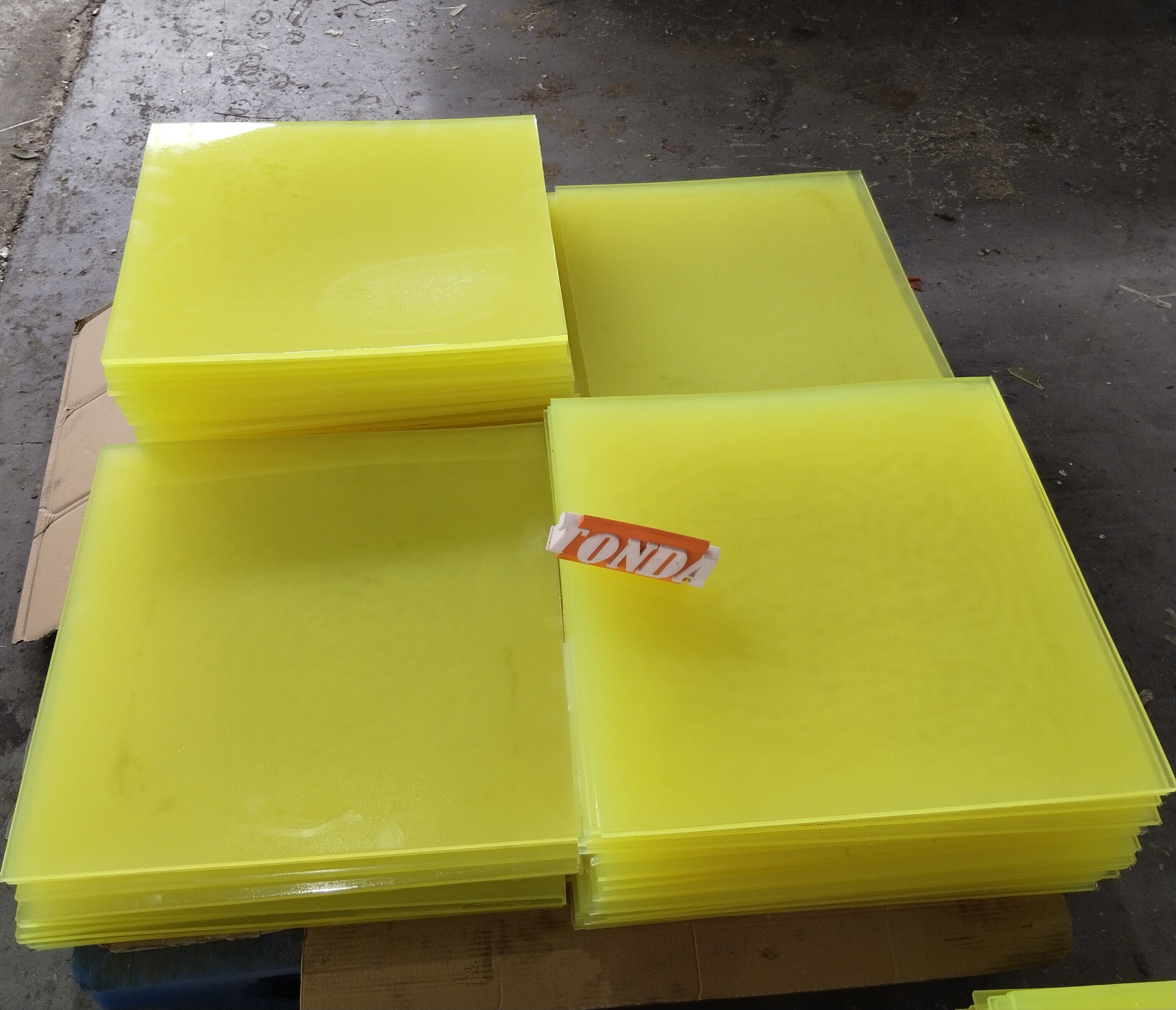 The Chemical Resistance of Polyurethane Sheet Roll

