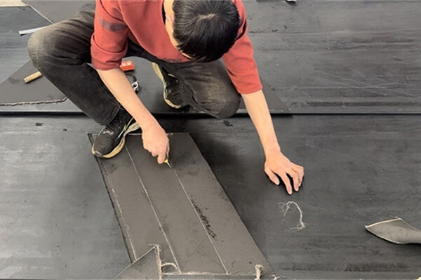 Belt connection mode of coal mine conveyor belt