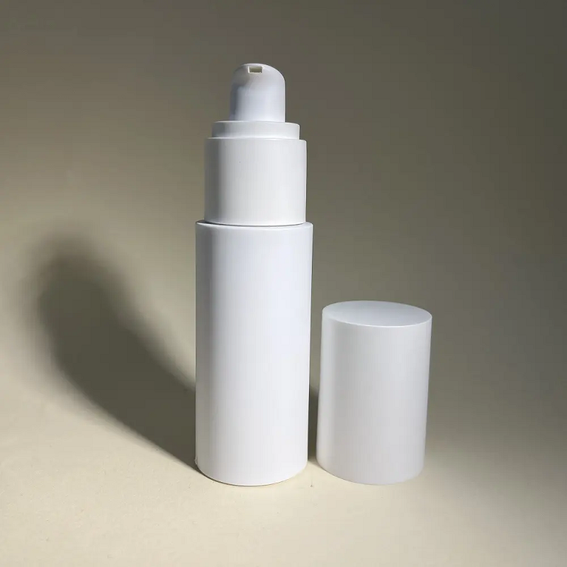 Easy Dispensing with Airless Pump Bottles Sold in Wholesale Quantities