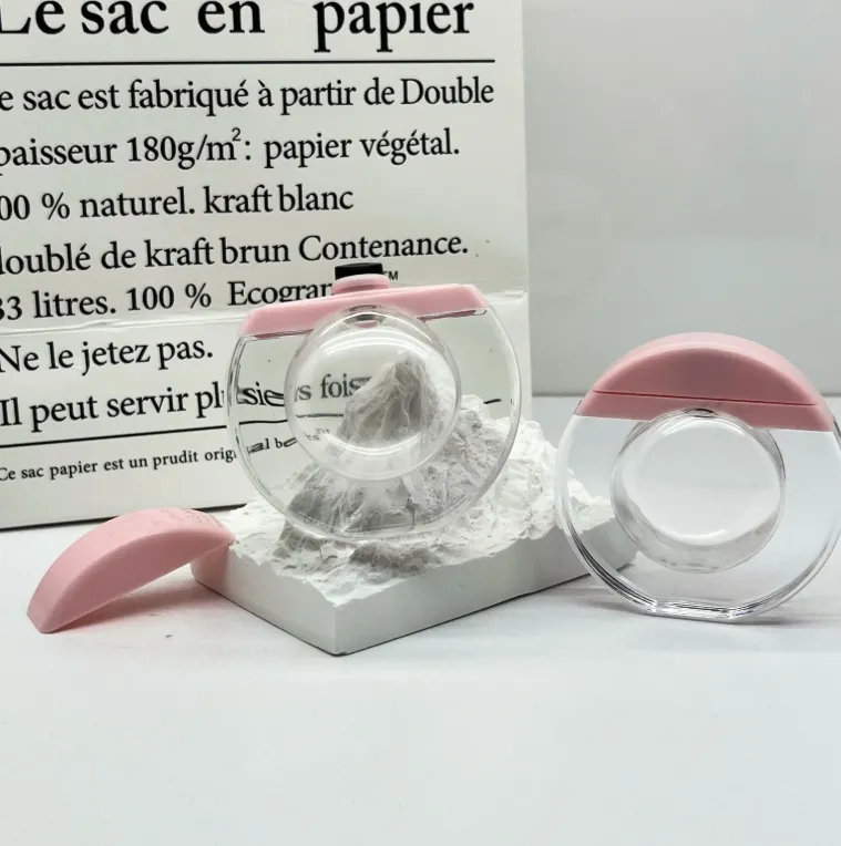 Experience the Glamour of Premium Cosmetic Packaging
