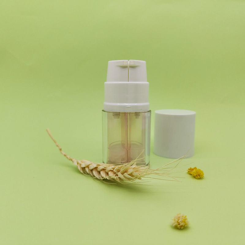 Discover the benefits of airless bottles for protecting your sensitive serums and lotions from oxidation and degradation