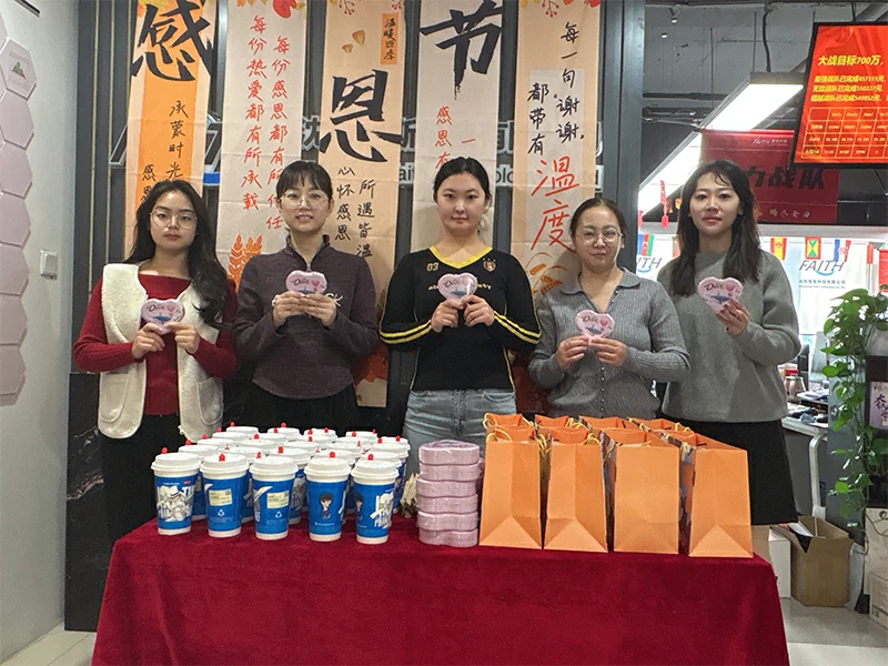 FAITH의 따뜻한 추수감사절 모임: 파트너십에 감사하며 더 밝은 미래를 향해