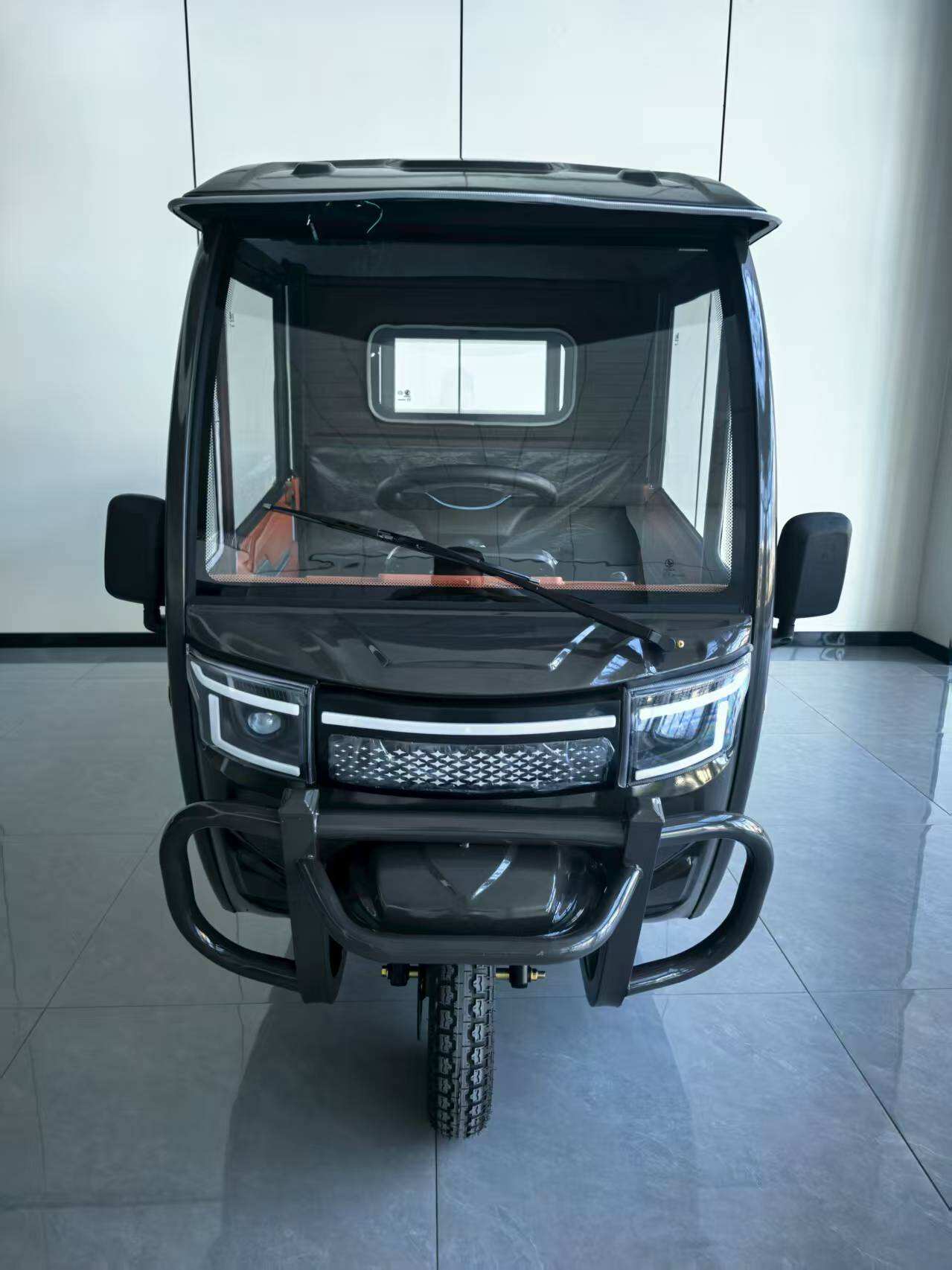 EEC Certified Electric Cargo Tricycle with Enclosed Cabin | TC1600 series Heavy-Duty 3-Wheel Delivery EV