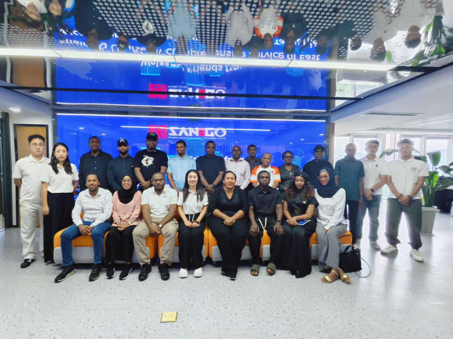 Tansanisches Ostafrika Handels- und Logistikindustriepark, umfassender Service-Schulungskurs, Besuch in unserem Unternehmen