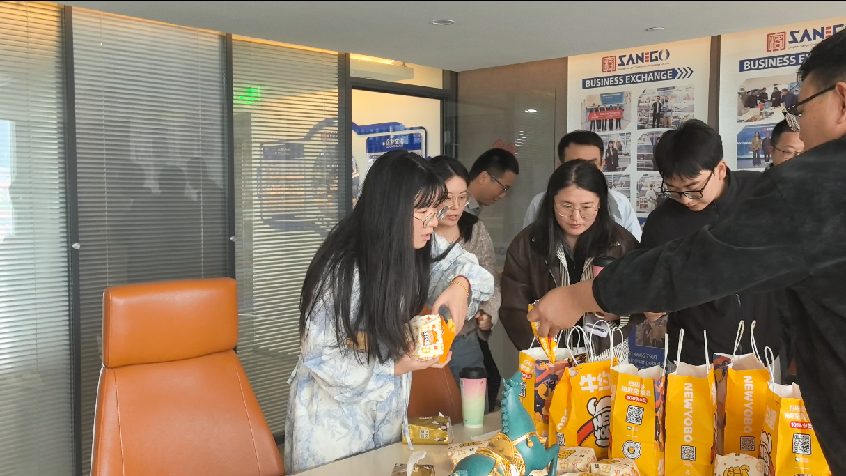 Happy 520! Cheers for New Big Order & Cinema Gathering