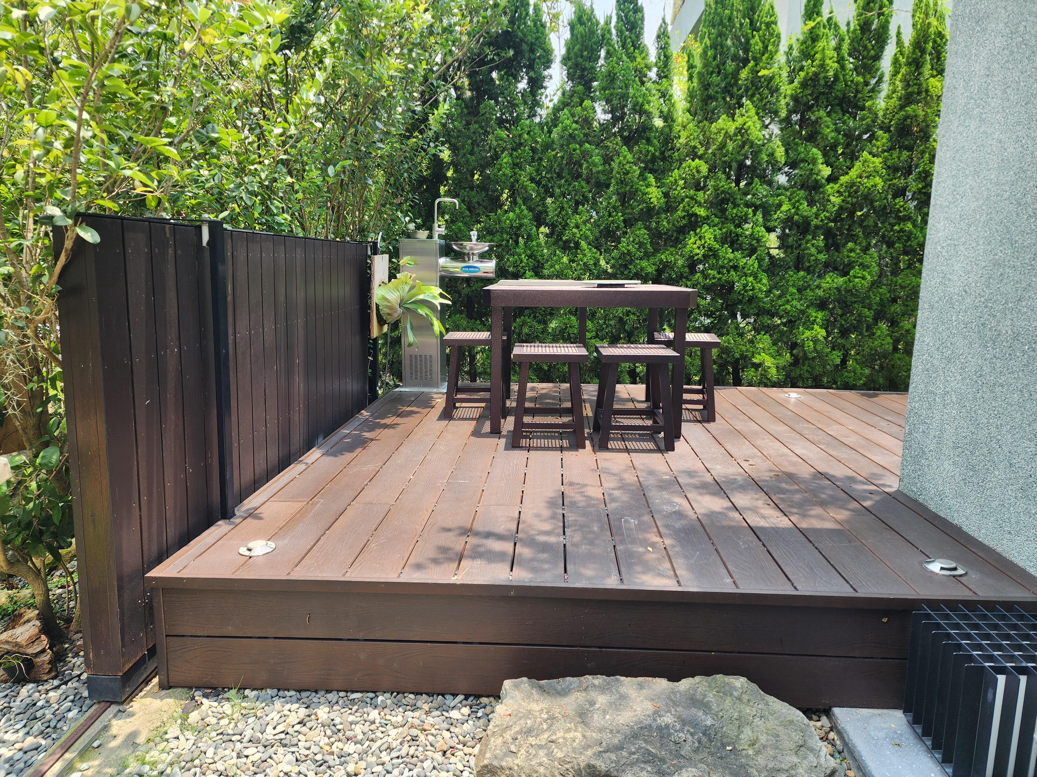 weather resistant decking