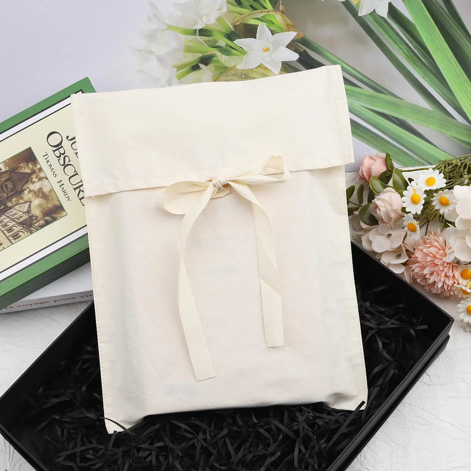 Why Choose Our Small Mini Cosmetic Bags?