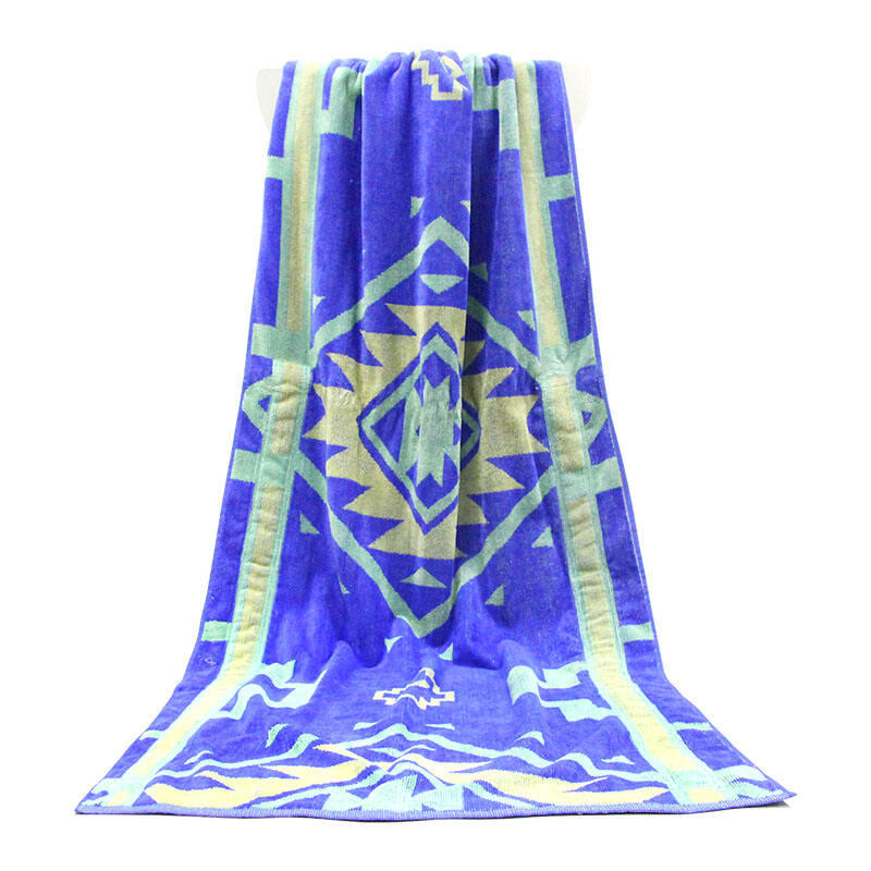 Strandtuch aus Baumwolljacquard mit Reißverschlusstasche