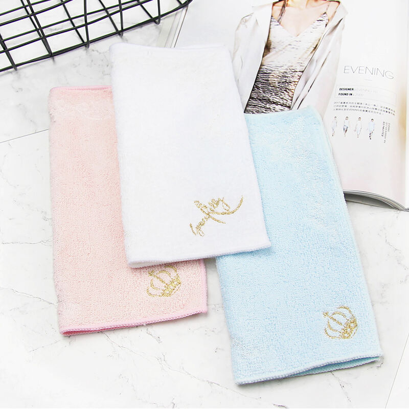 Wholesale 100% cotton embroidered hand towels with logo custom