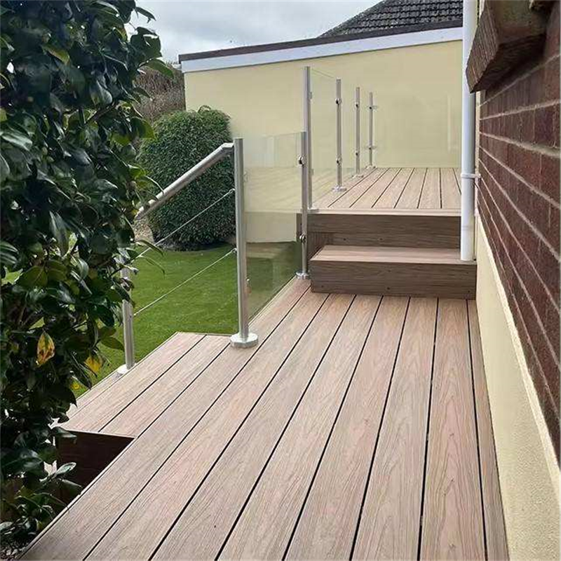 Waterproof Outdoor Flooring Decking 