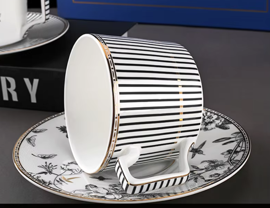 Piatti in Porcellana Personalizzati – Piatti in Bone China con Mosaico Blu Classico da 10,5 Pollici | Personalizzati su Richiesta OEM/ODM