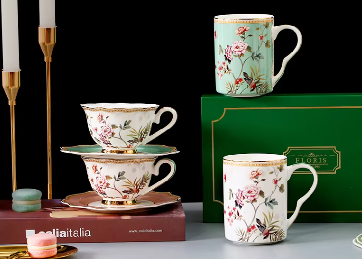 Set Porcellana Personalizzata Tazza e Piattino con Motivo Intrecciato – Design per Tè & Espresso a Due Pezzi | Realizzato su Ordine OEM/ODM