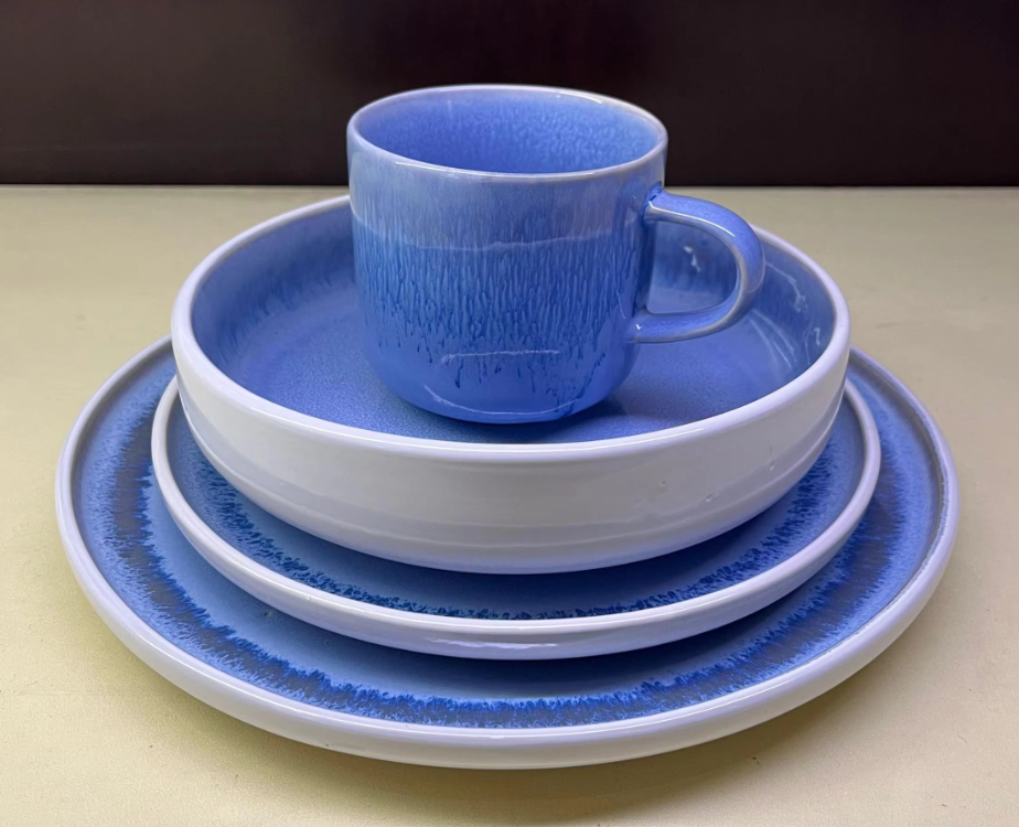 Egyéni porcelán asztali edények – Egyedi kőhatású tányérok, tálak és levesfazekak hoteleknek | Testre szabott gyártás (OEM/ODM)