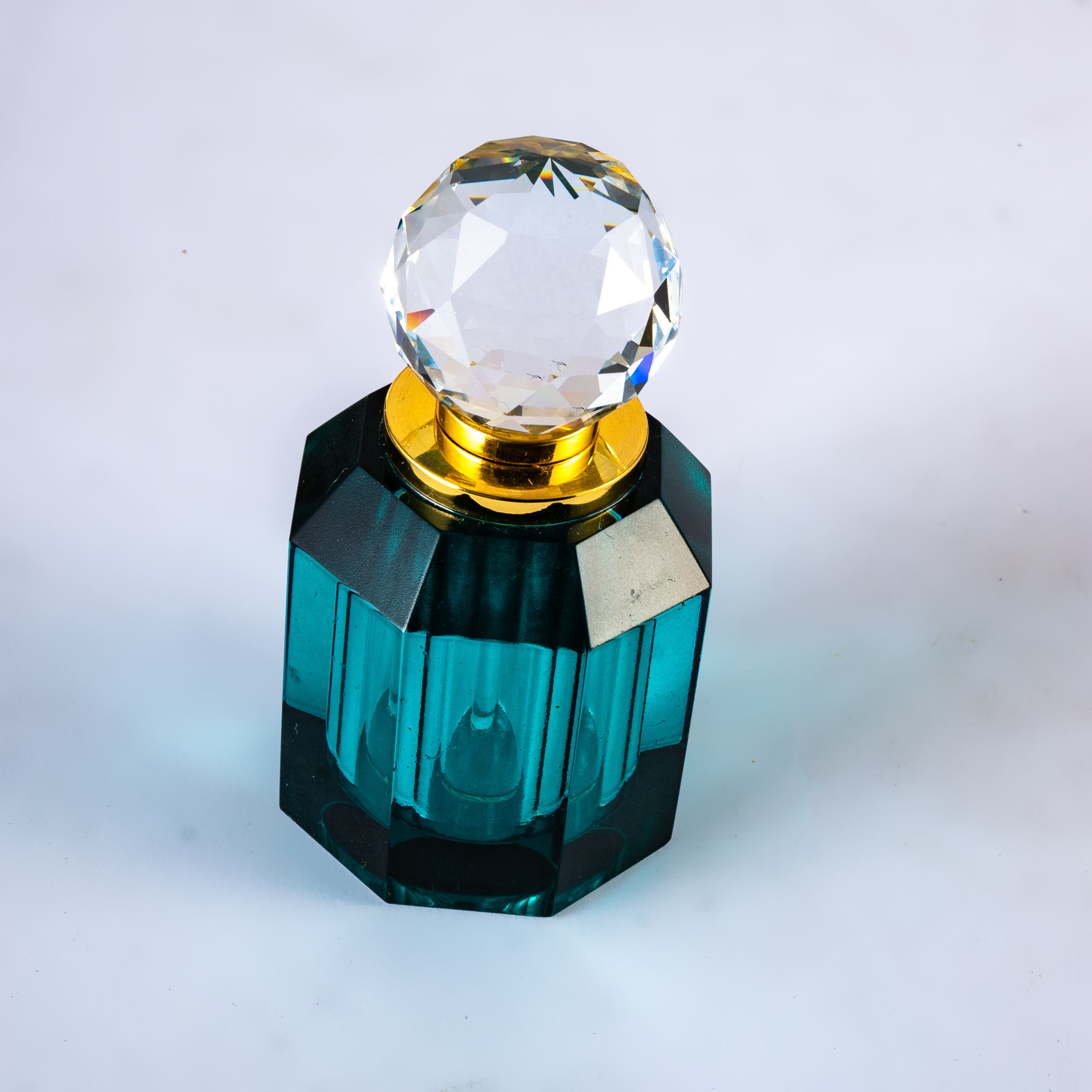 Smallbridge high-end products wholesale perfume bottle green rare color gift for self use bottle weight 131g