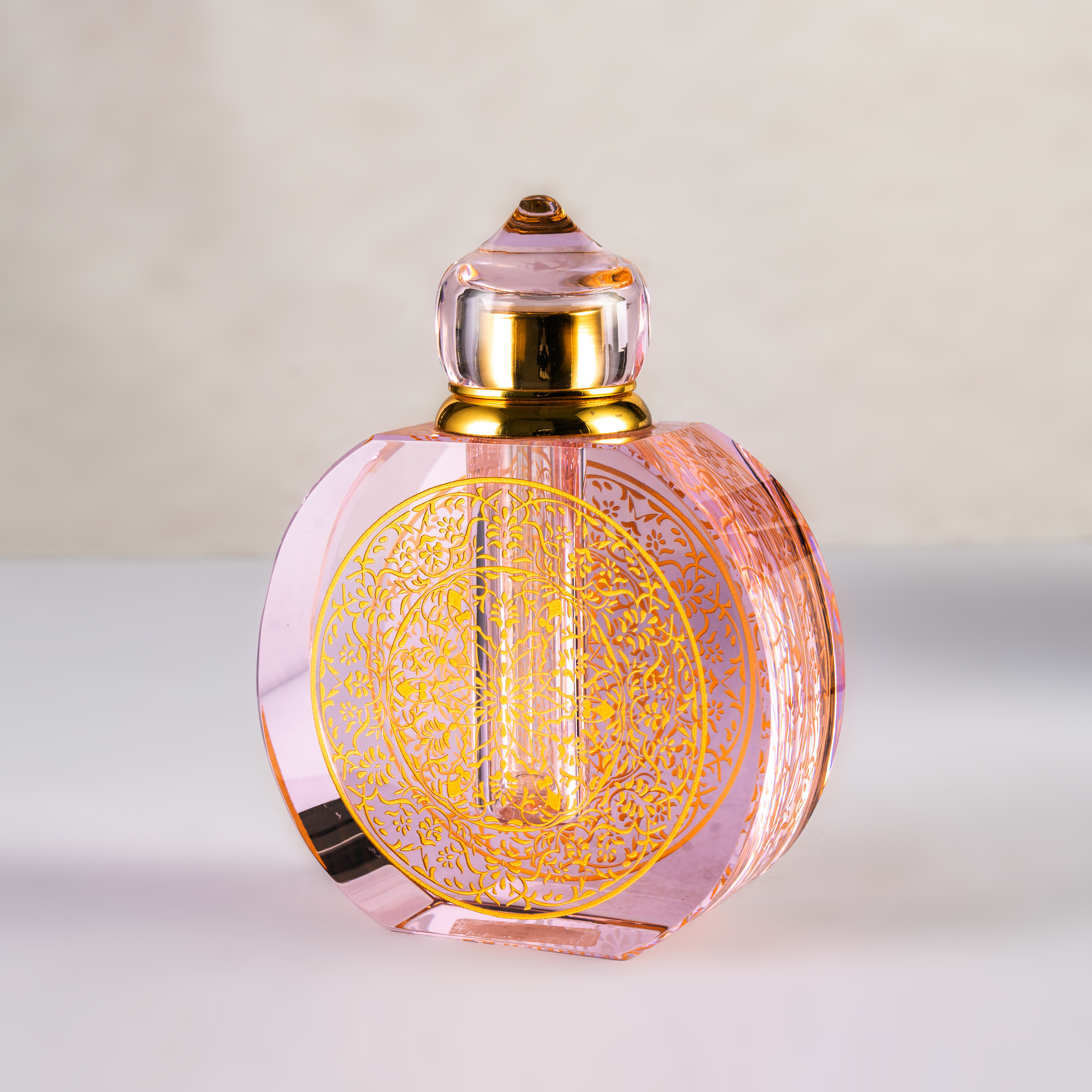 SmallBridge Crystal new product round surface sandblasting and coloring can be customized perfume bottle essential oil bottle empty bottle gift giving high-end products