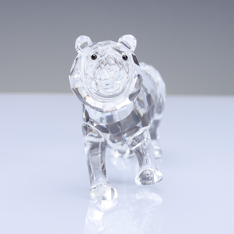 The Role of Glass Trophy Manufacturers in Recognizing Achievements