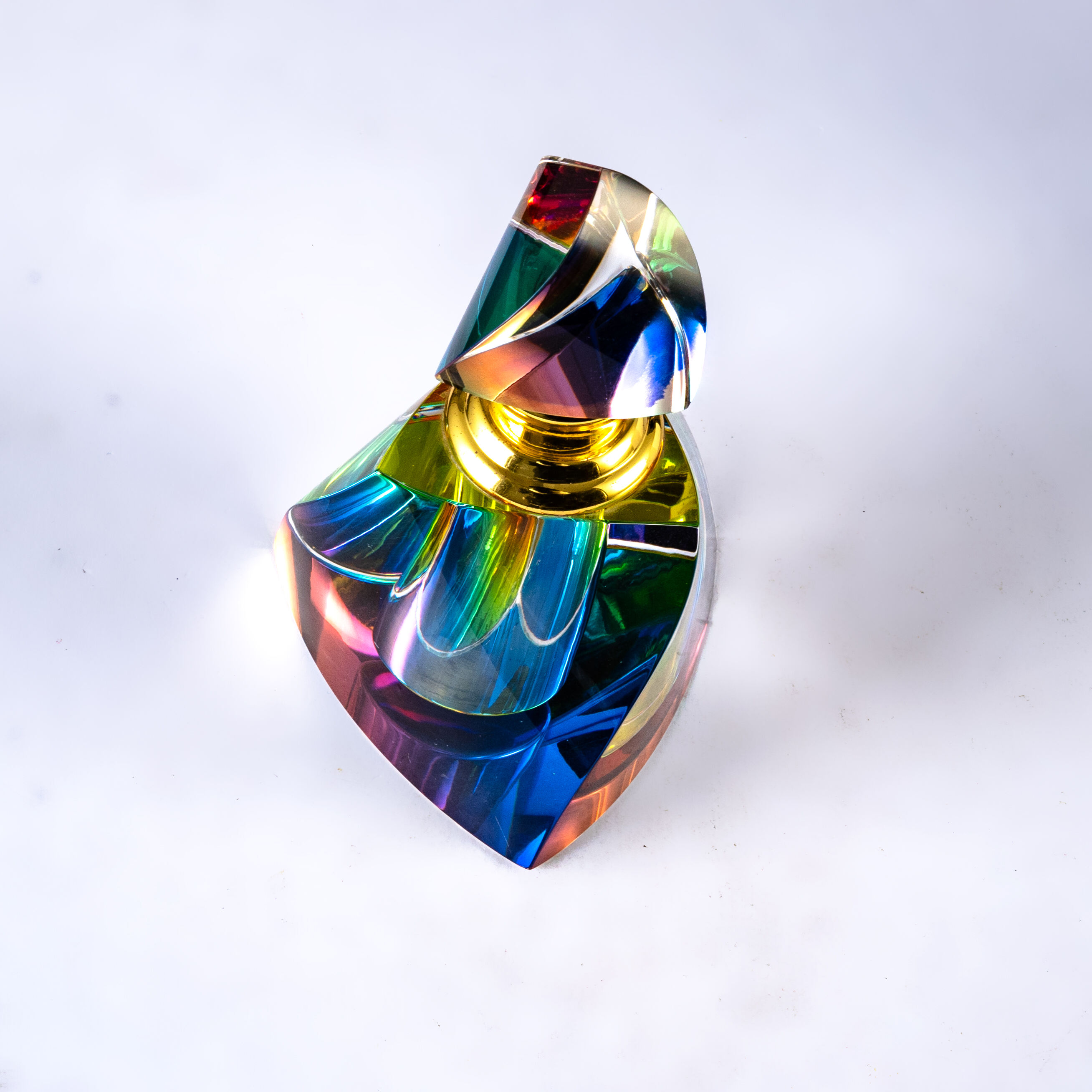 Smallbridge high-grade products wholesale perfume bottles, color plating, irregular shape, gift giving, self use bottle weight 393g