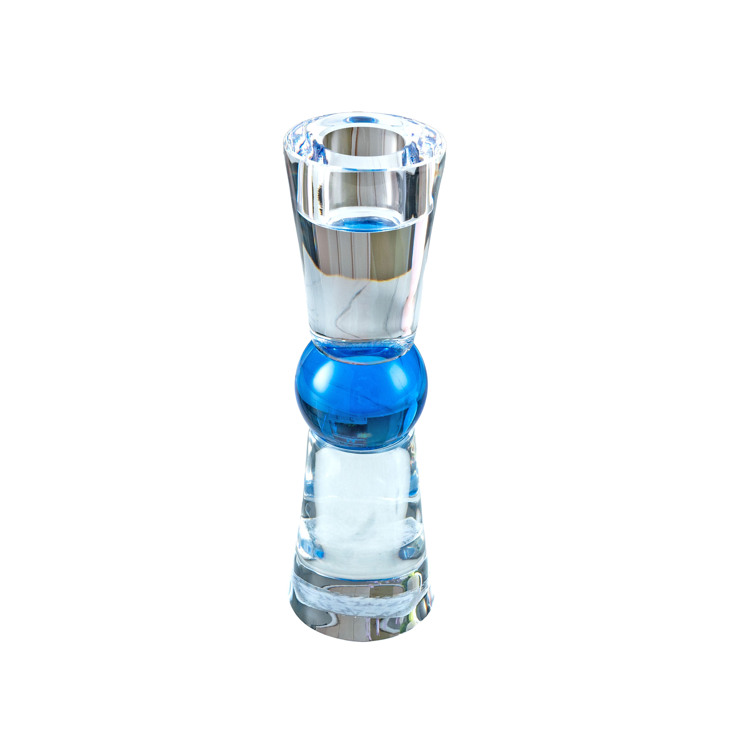 SmallBridge Crystal specializes in wholesale luxury spliced cup shapes, crystal candle holders, furniture ornaments, creative gifts, high-end customization
