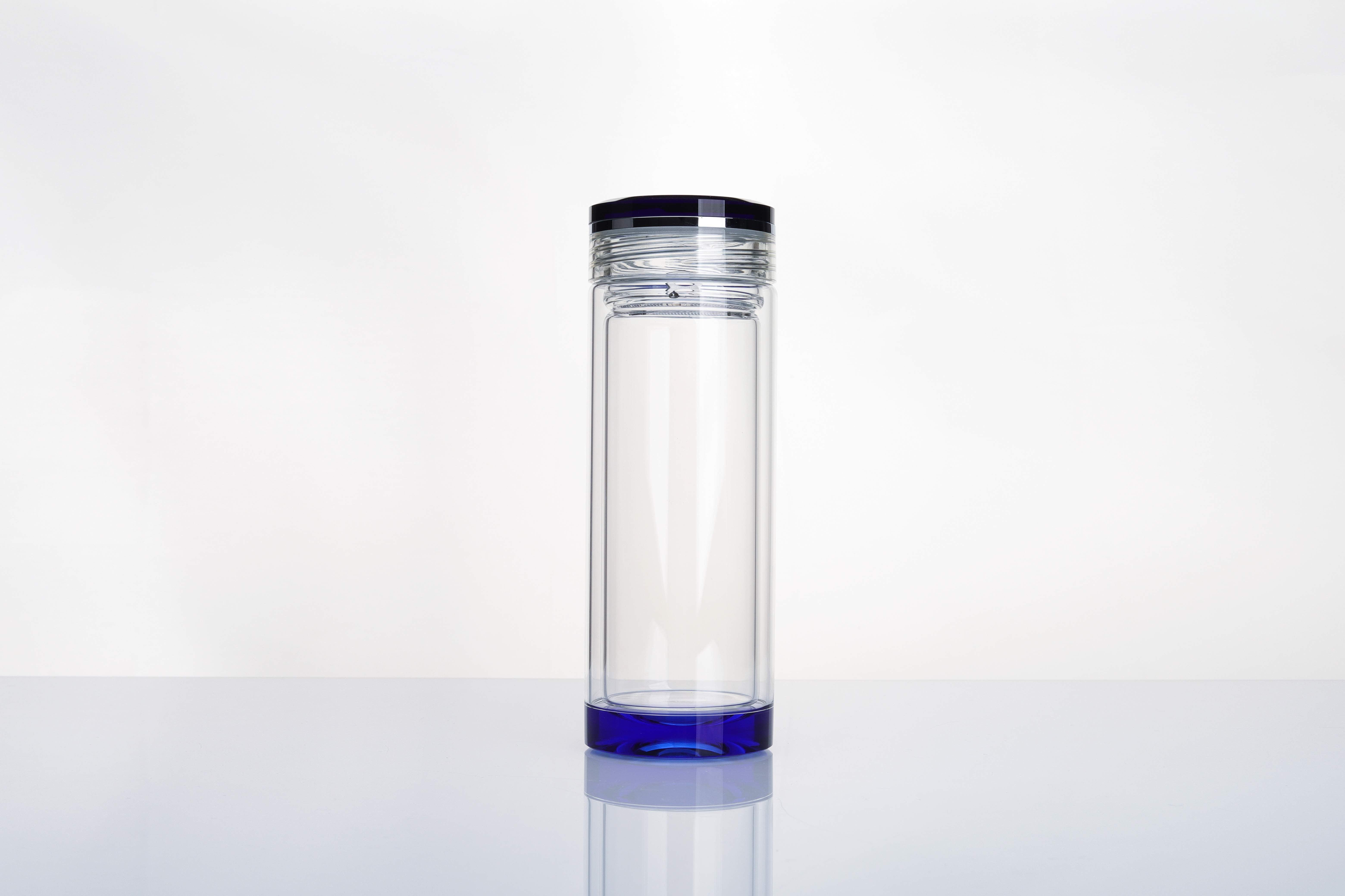 Creative wholesale high-temperature resistant glass water cup, convenient and super practical with lid and good sealing performance