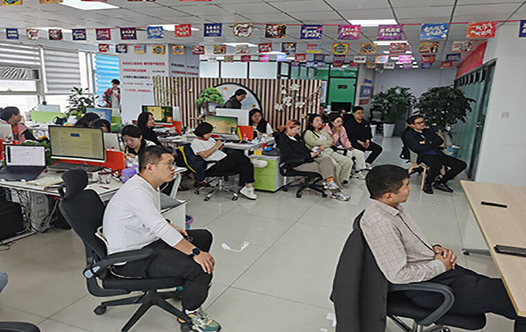 Xianming Laser has launched a new Ruida system：Laser cutting and engraving system