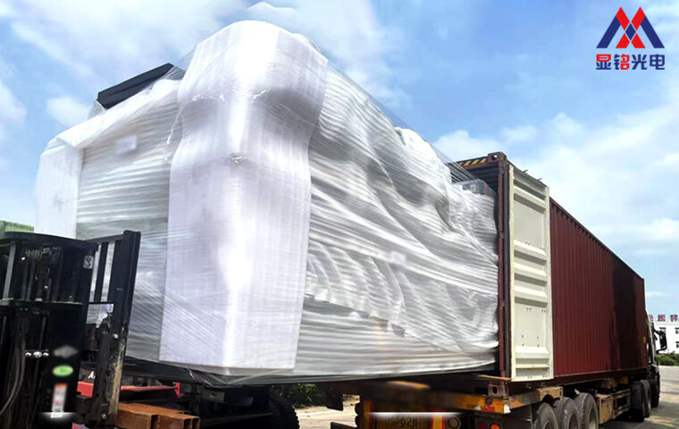 fiber laser cutting machine.jpg