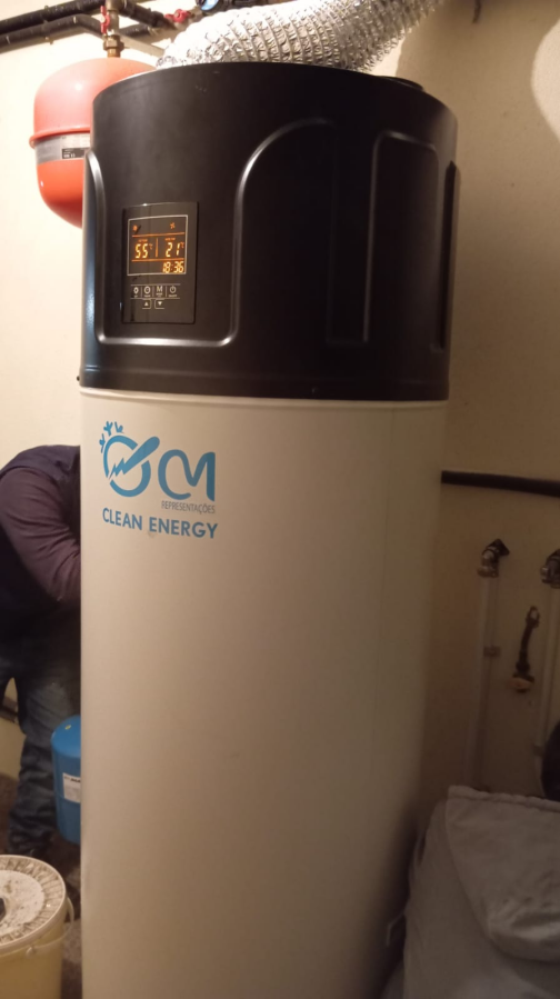 The Portuguese customer finally received the heat pump from JIADELE